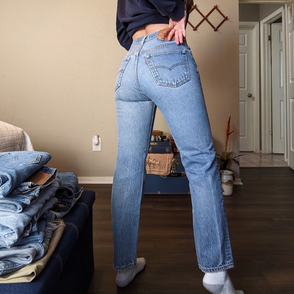 Levi's 501 Vintage Straight Leg Jeans 90s - Picture 3 of 16
